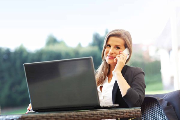 Quelles sont les meilleures techniques pour négocier des contrats internationaux en B2B ?